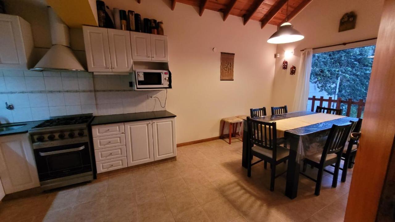 Apartamento El Patio Del Aromo Puerto Madryn Exterior foto